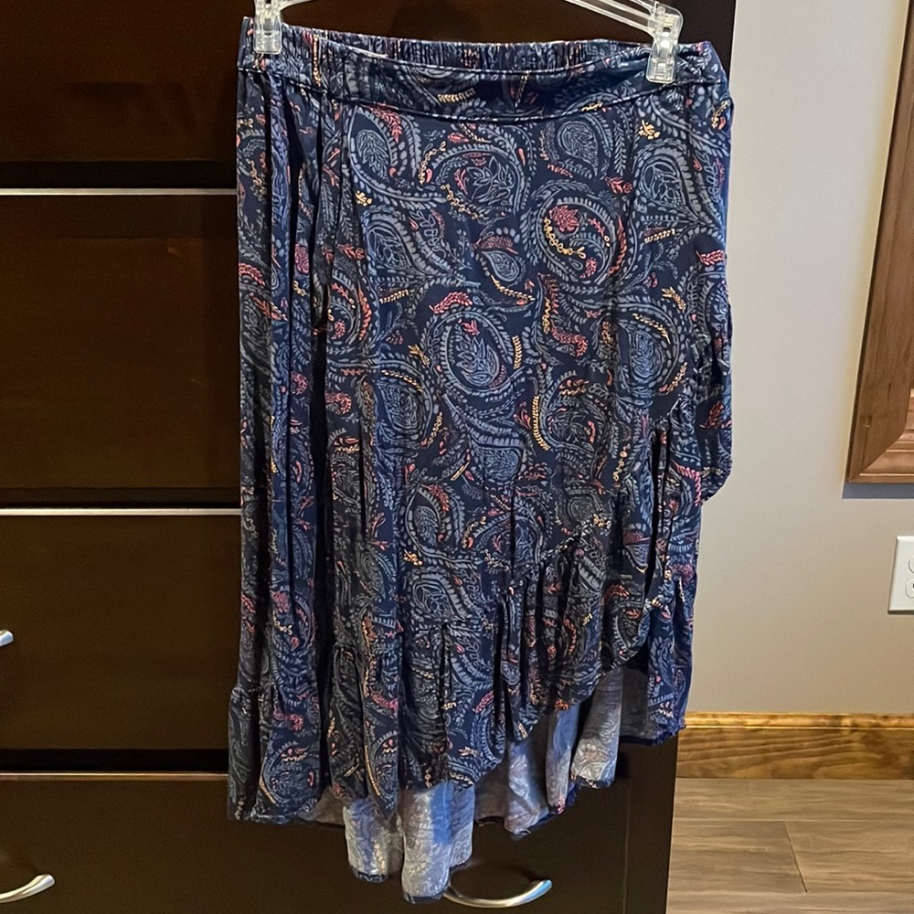 🟢$1 add-on item🟢 Wrap Skirt small